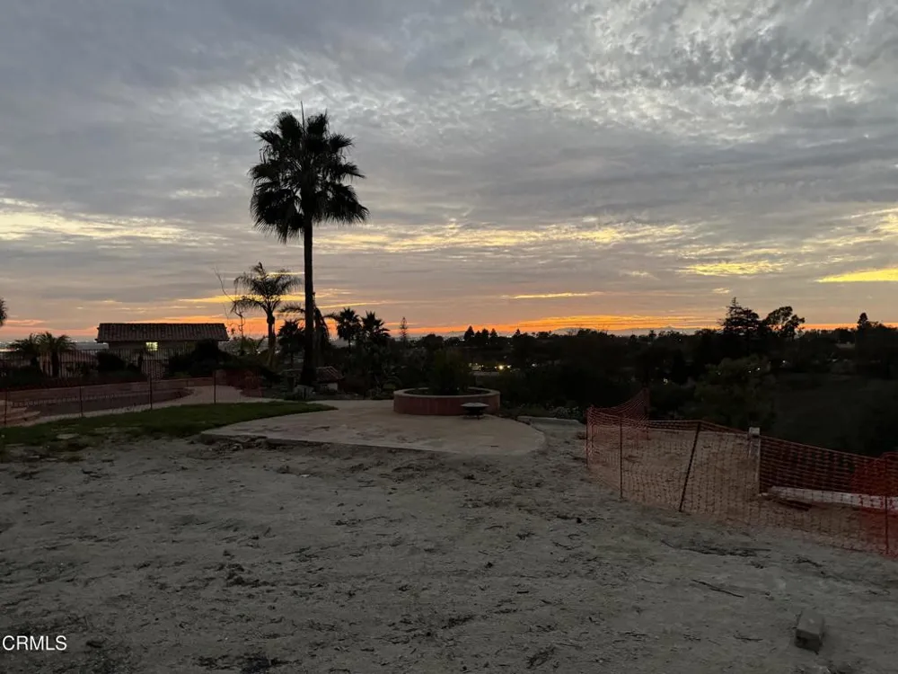 35 Estaban Drive Camarillo, CA 93010