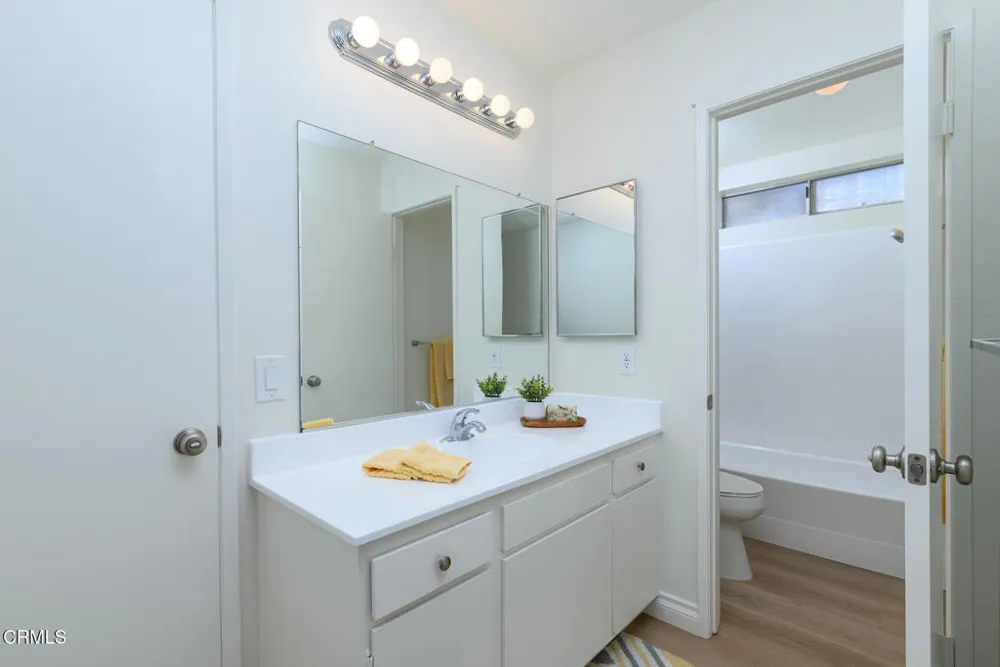 24121 Village 24 Camarillo, CA 93012