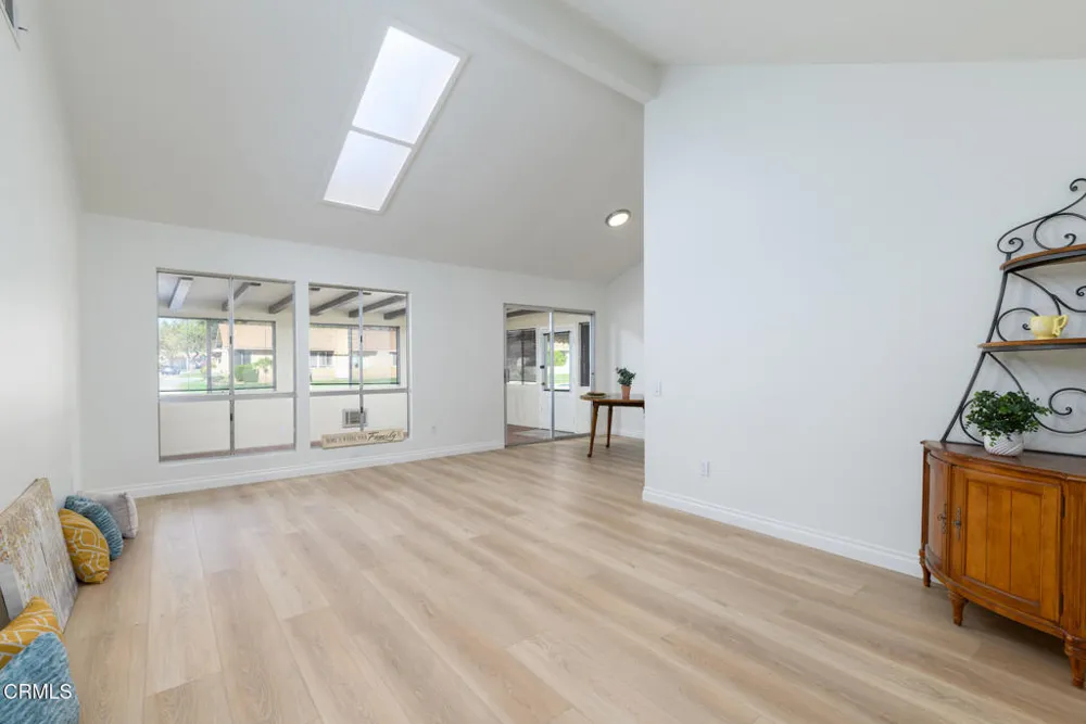 24121 Village 24 Camarillo, CA 93012