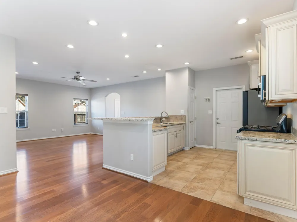 4404 Cardinal Drive Bay City, TX 77414