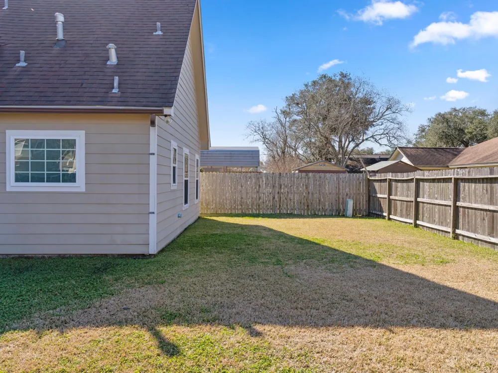 4404 Cardinal Drive Bay City, TX 77414