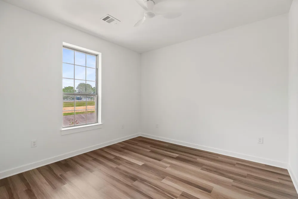 2112 Fm 3186 E4 #E4 Onalaska, TX 77360