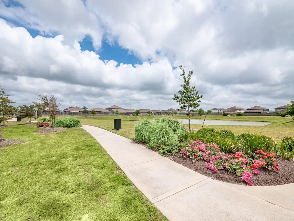 8118 Coral Drive Texas City, TX 77591
