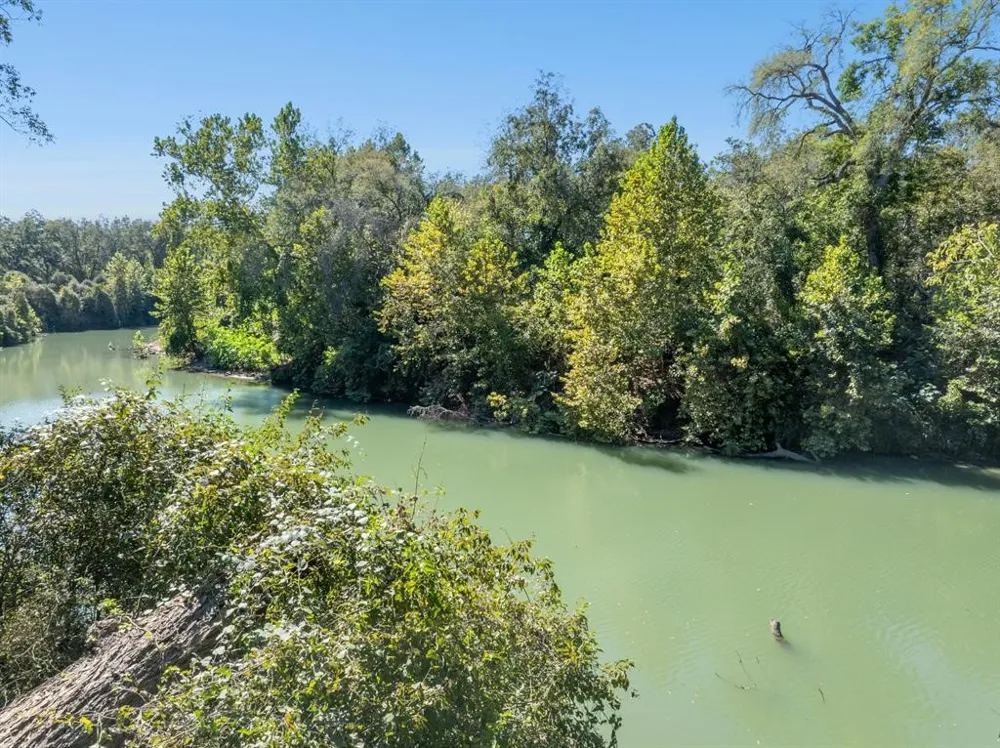 5201 US Highway 90A W Gonzales, TX 78629