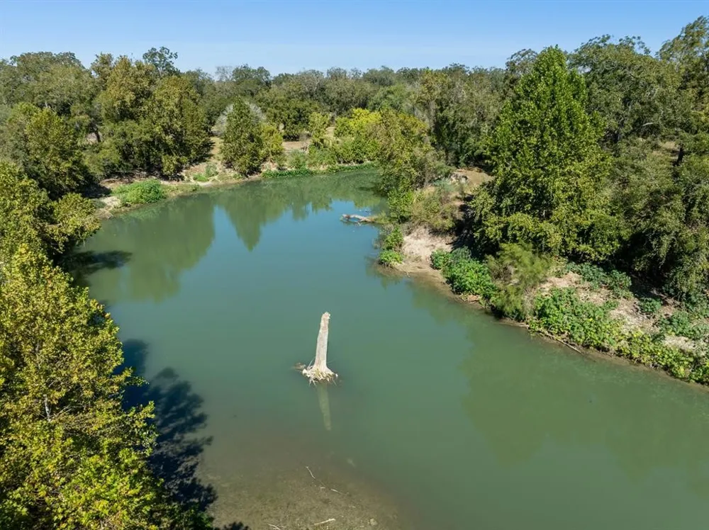 5201 US Highway 90A W Gonzales, TX 78629