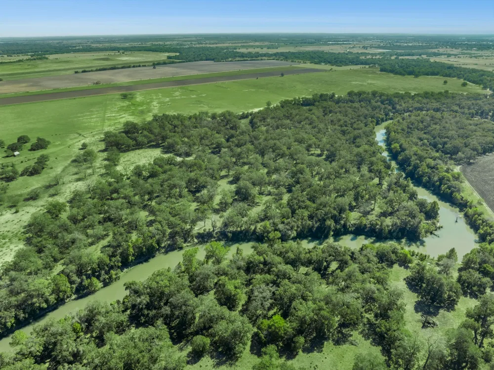 5201 US Highway 90A W Gonzales, TX 78629