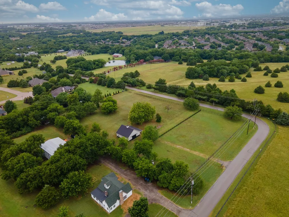701 Meandering Way Fairview, TX 75069