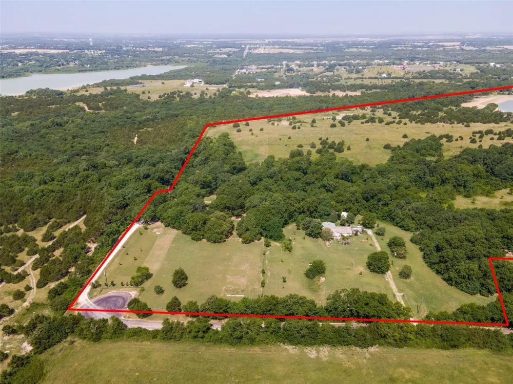 11544 County Road 491 Princeton, TX 75407
