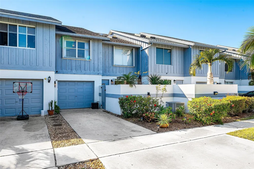 2940 Florida Boulevard #2940