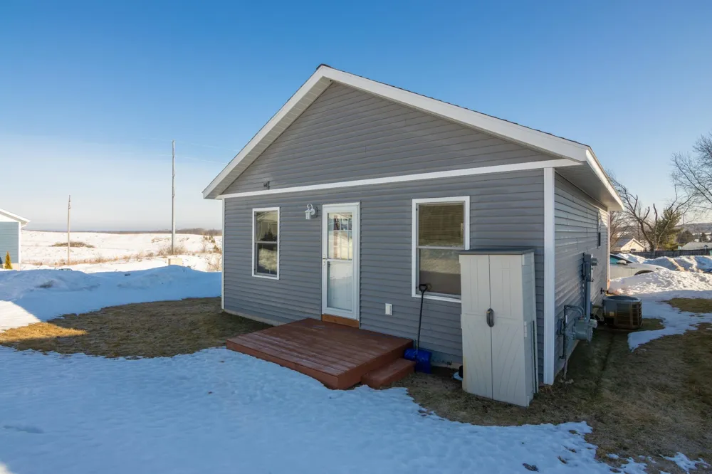1040 Umber Drive Garfield Charter Township, MI 49696