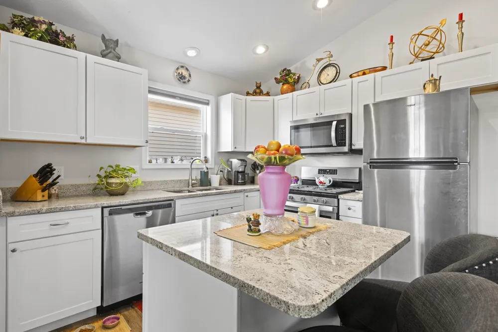 1040 Umber Drive Garfield Charter Township, MI 49696