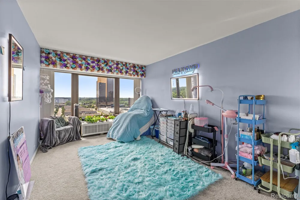 5000 Town Center #1503 Southfield City, MI 48075