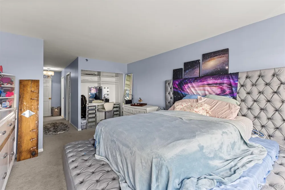 5000 Town Center #1503 Southfield City, MI 48075