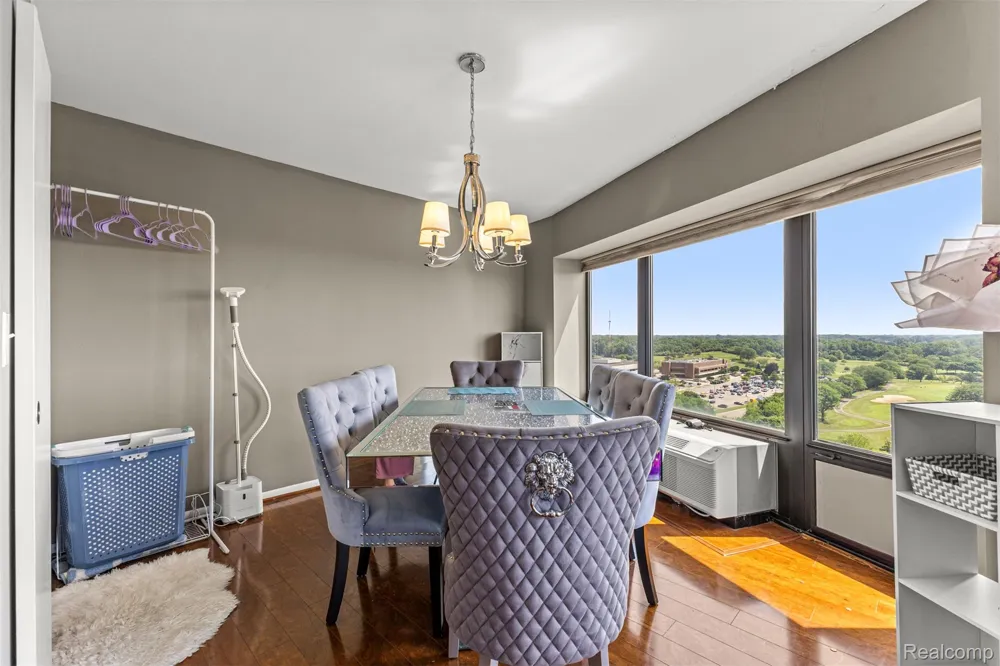 5000 Town Center #1503 Southfield City, MI 48075
