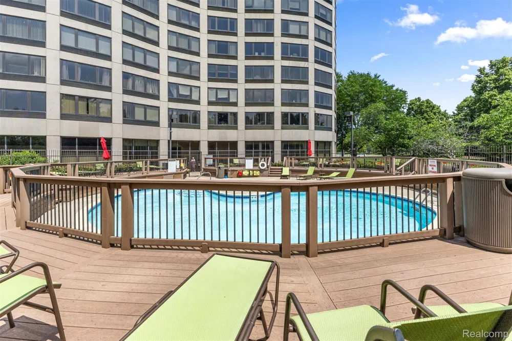 5000 Town Center #1503 Southfield City, MI 48075