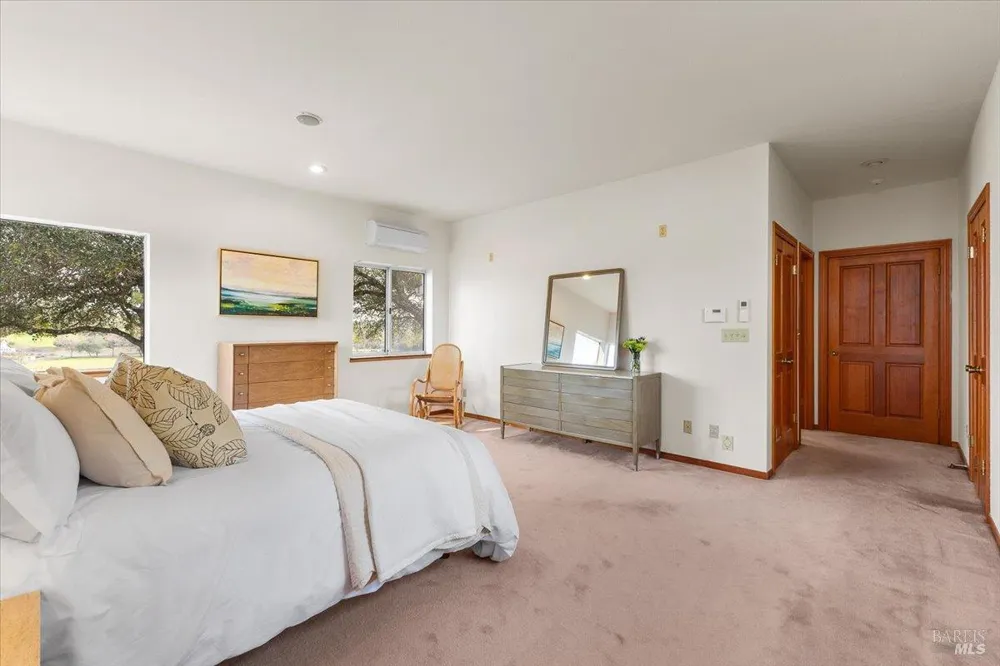 910 Lytton Springs Road Healdsburg, CA 95448