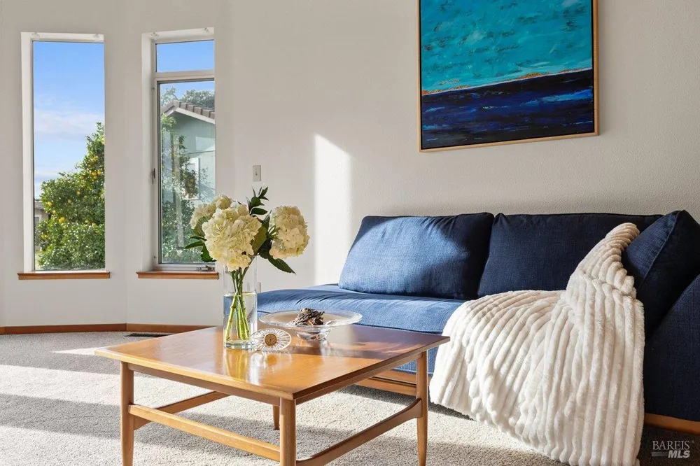 910 Lytton Springs Road Healdsburg, CA 95448