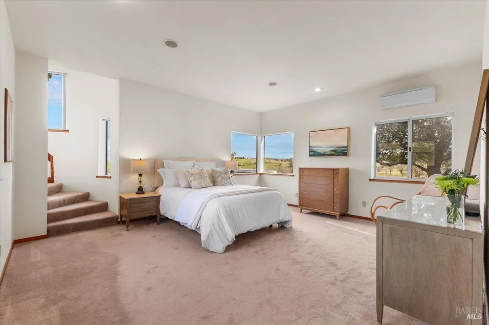 910 Lytton Springs Road Healdsburg, CA 95448