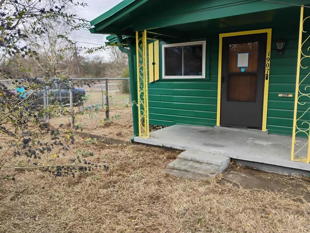1907 Keltys Street Lufkin, TX 75904