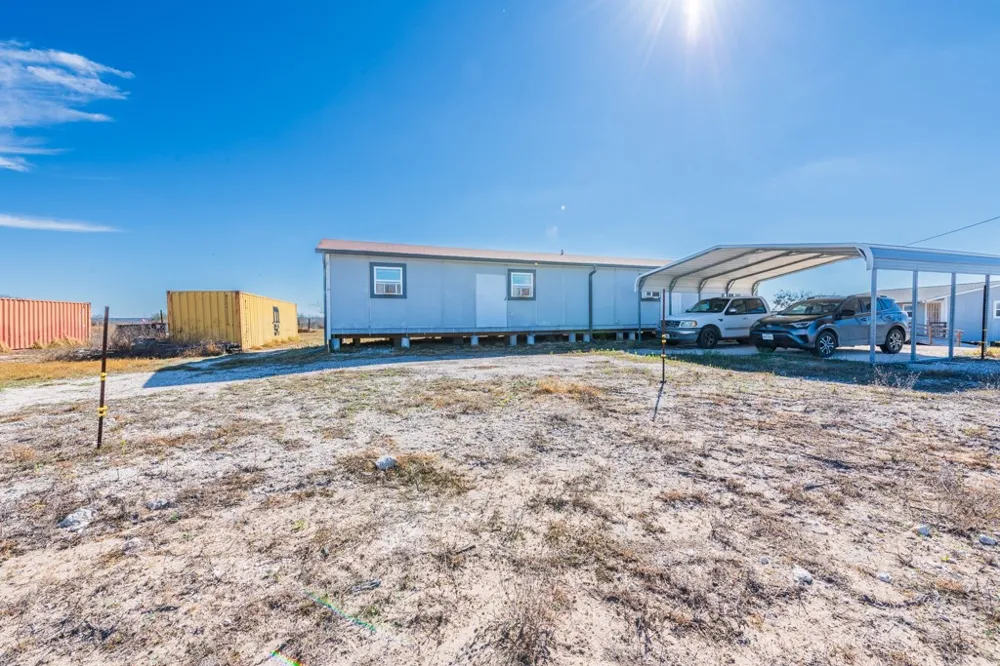 147 Lago Drive Sandia, TX 78383