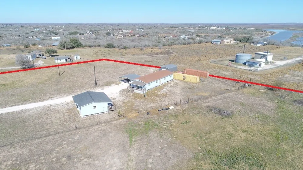 147 Lago Drive Sandia, TX 78383