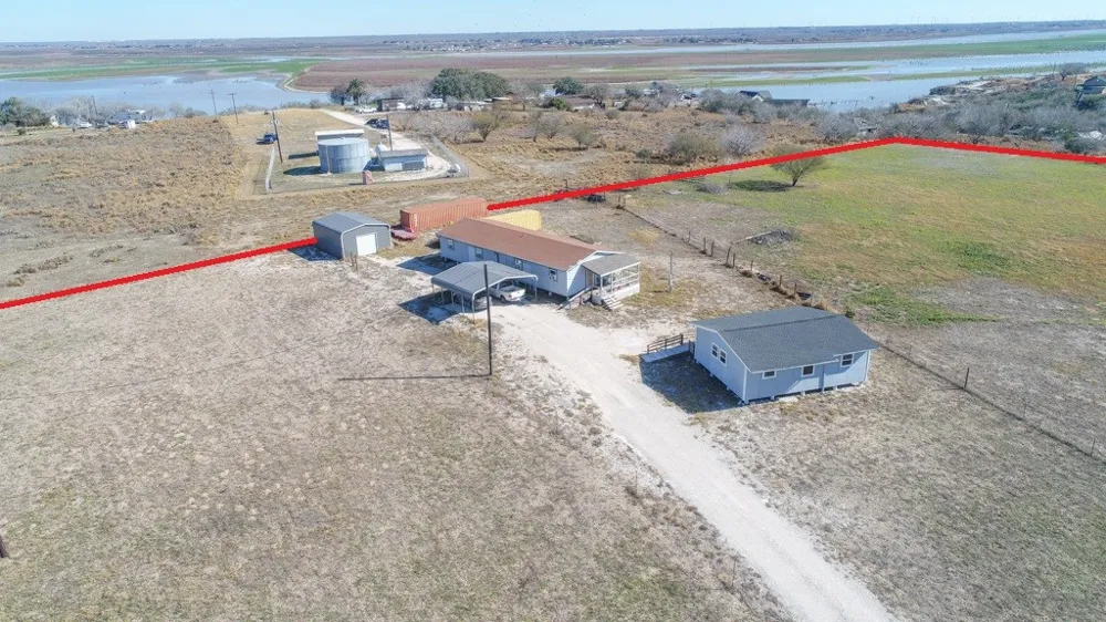 147 Lago Drive Sandia, TX 78383