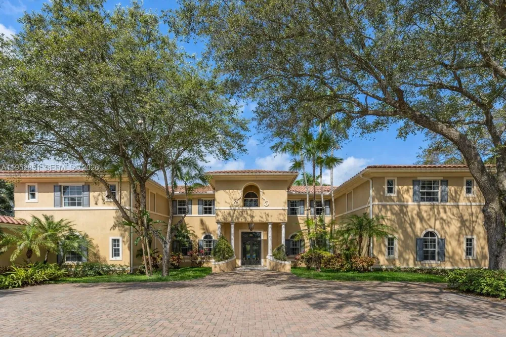 6025 SW 108th St Pinecrest, FL 33156