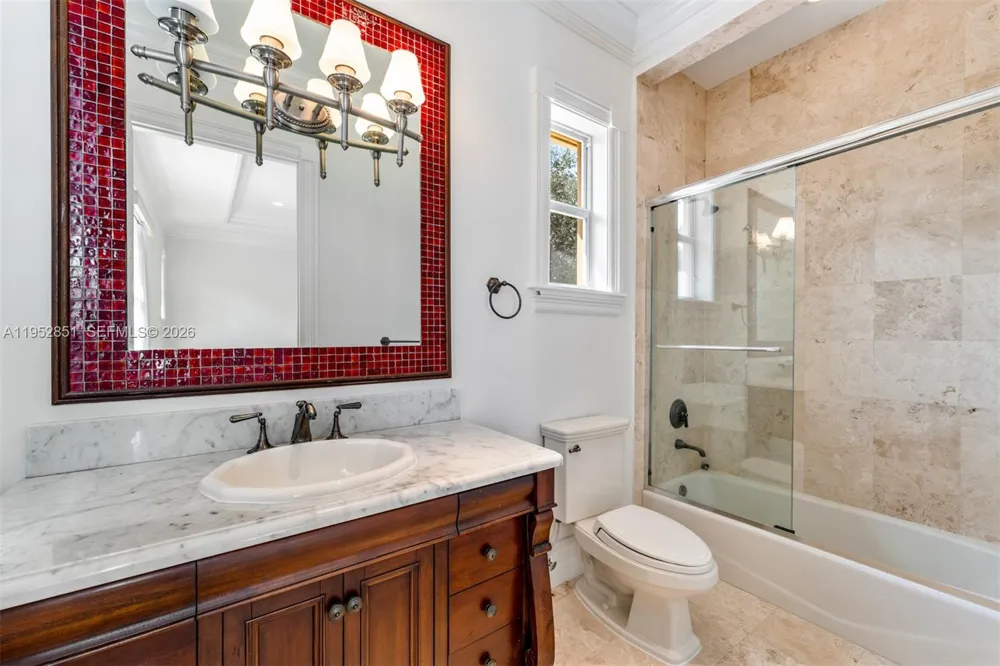 6025 SW 108th St Pinecrest, FL 33156
