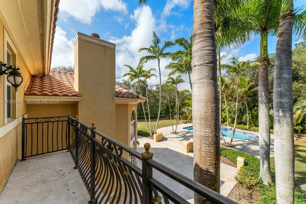6025 SW 108th St Pinecrest, FL 33156