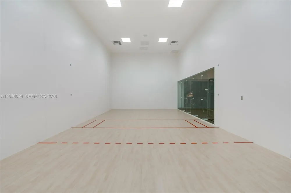 225 Miami Ave #1707 Miami, FL 33128