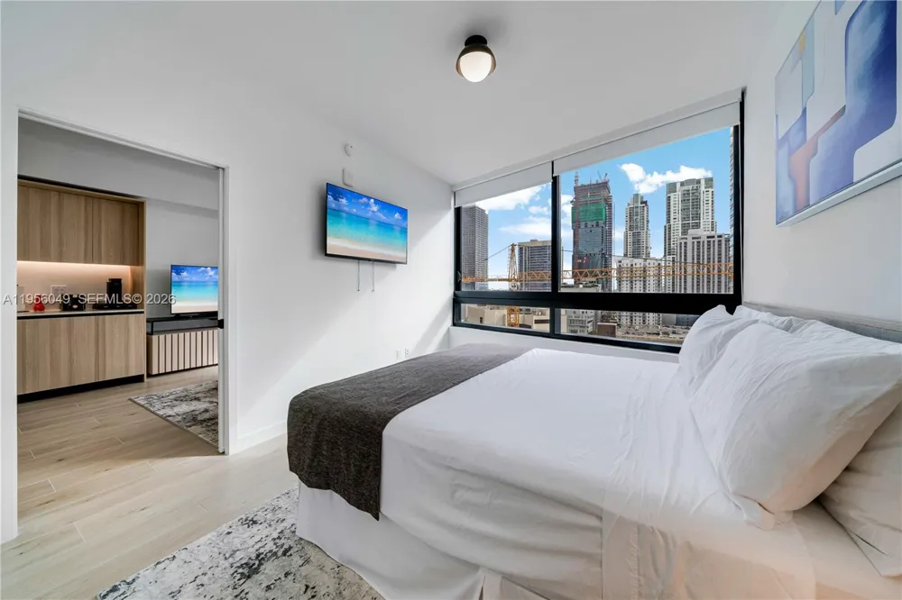 225 Miami Ave #1707 Miami, FL 33128