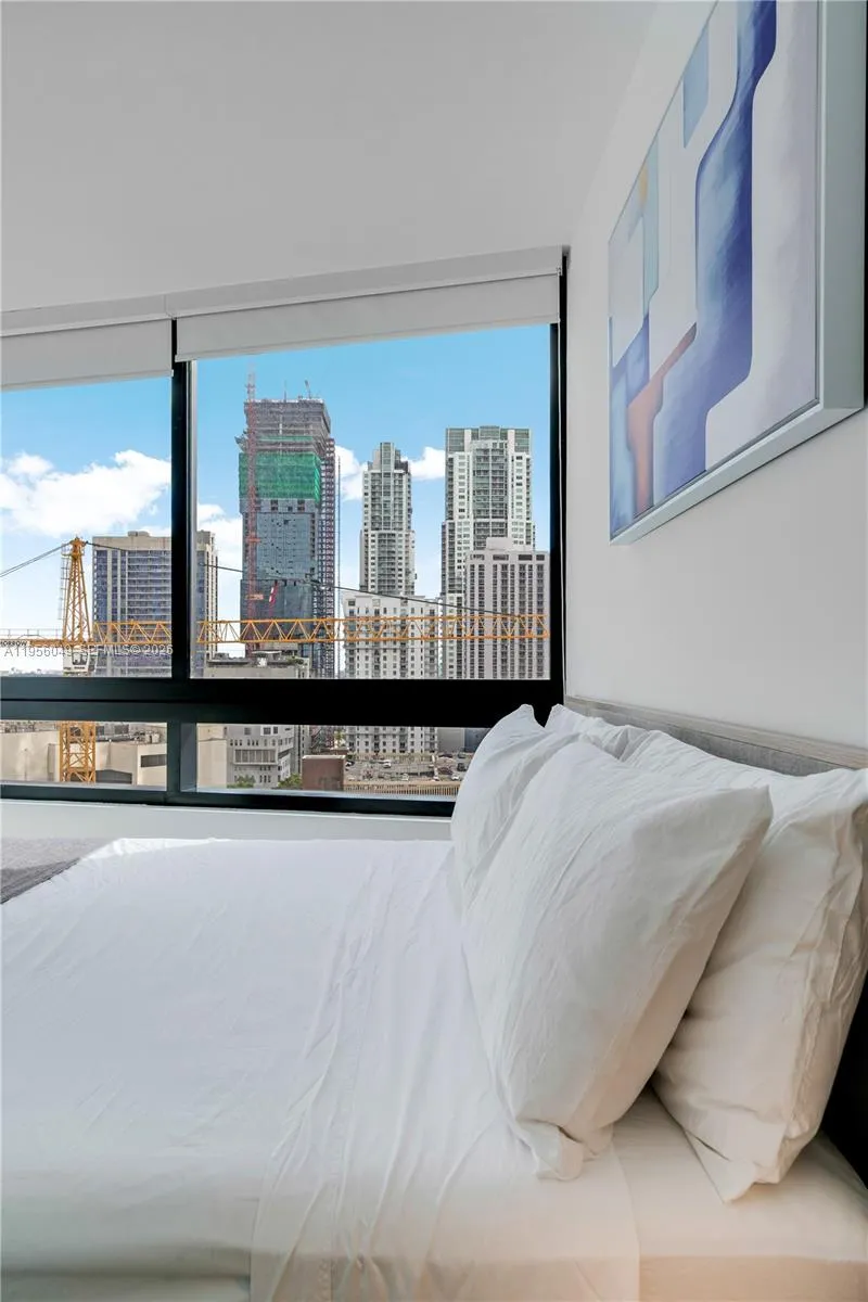 225 Miami Ave #1707 Miami, FL 33128