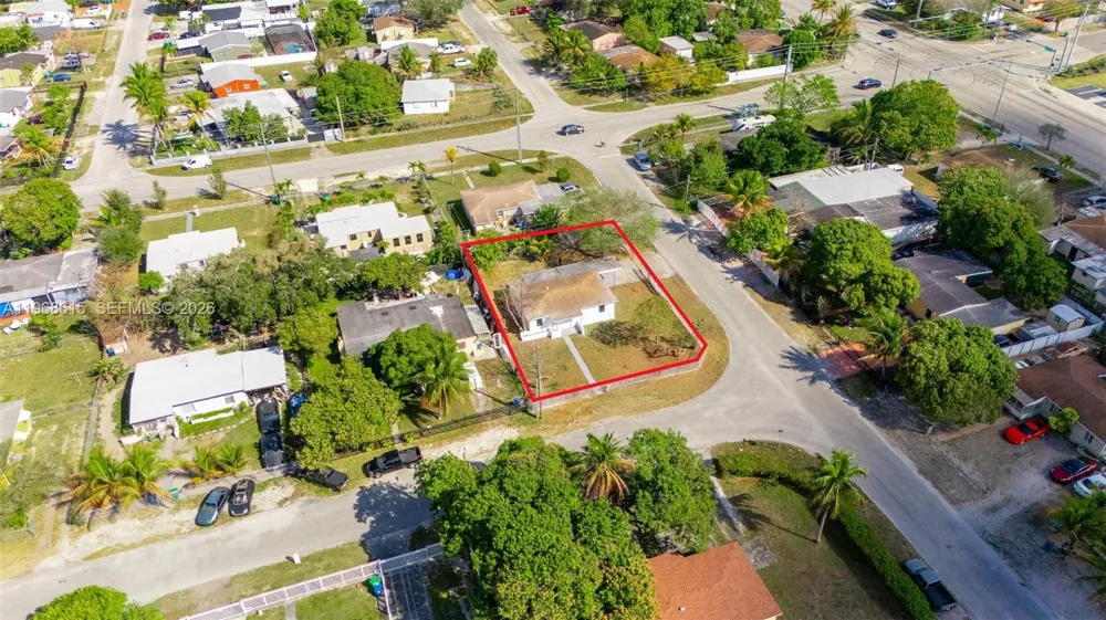1735 NW 126th St Miami, FL 33167