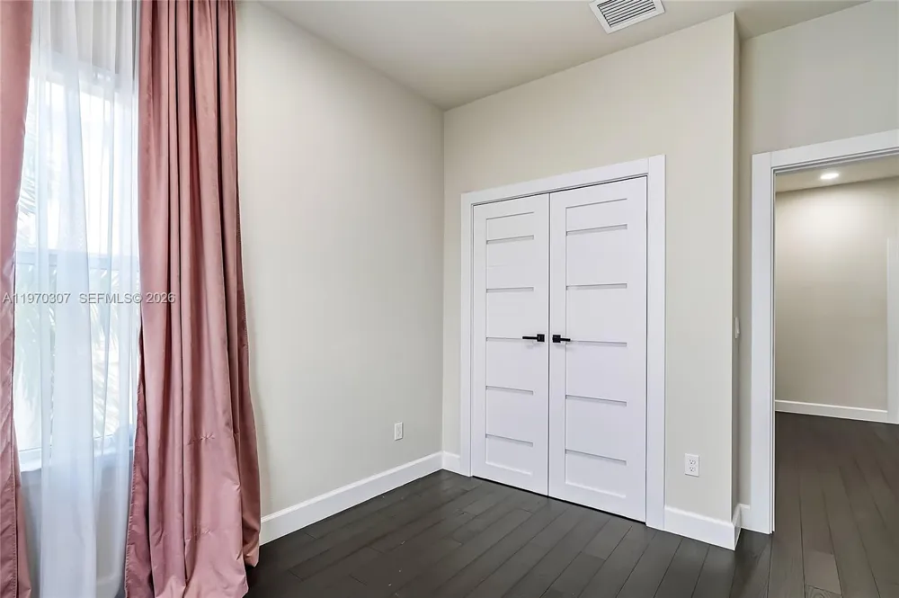 4566 Ficus St Hollywood, FL 33021
