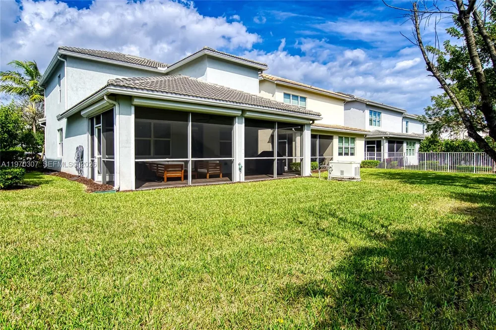 4566 Ficus St Hollywood, FL 33021