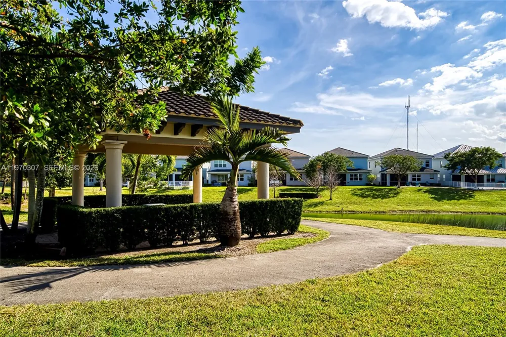 4566 Ficus St Hollywood, FL 33021