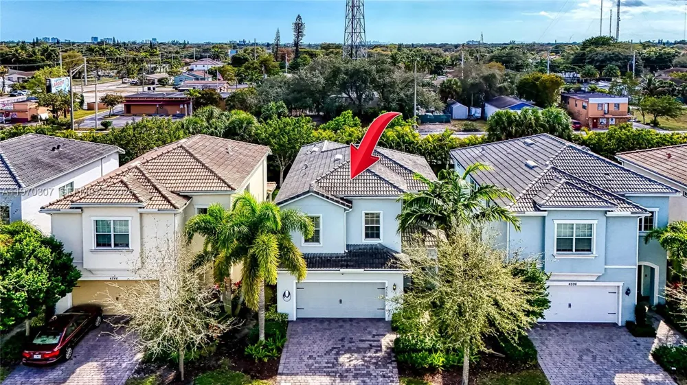 4566 Ficus St Hollywood, FL 33021
