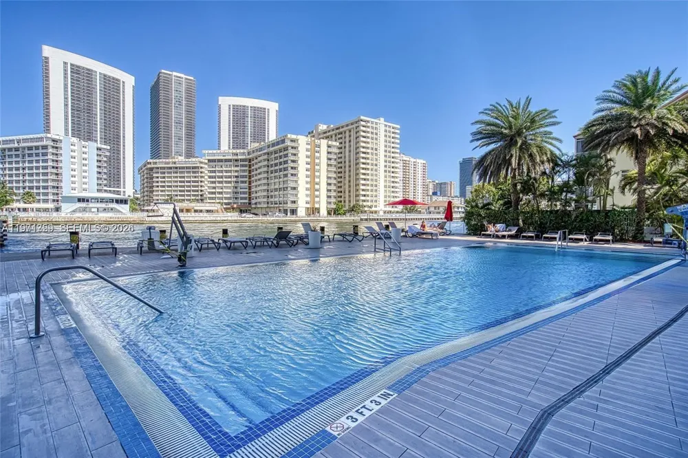 2602 E Hallandale Beach Blvd #R2304 Hallandale Beach, FL 33009