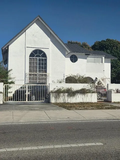 1341 E 8th Ave