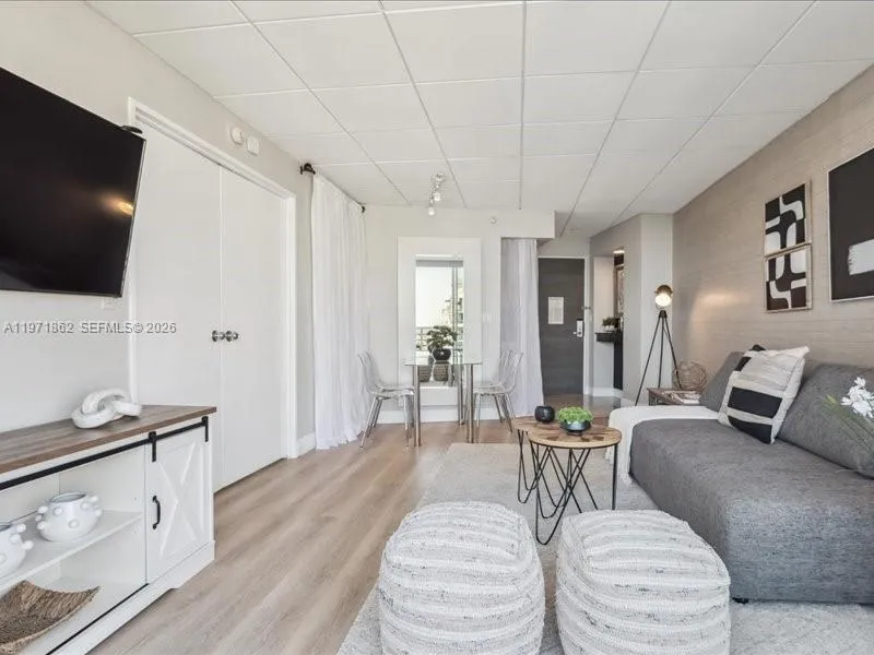 2670 E Sunrise Blvd #1428 Fort Lauderdale, FL 33304