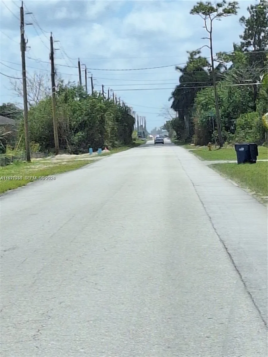 19310 SW 134TH ST Homestead, FL 33034