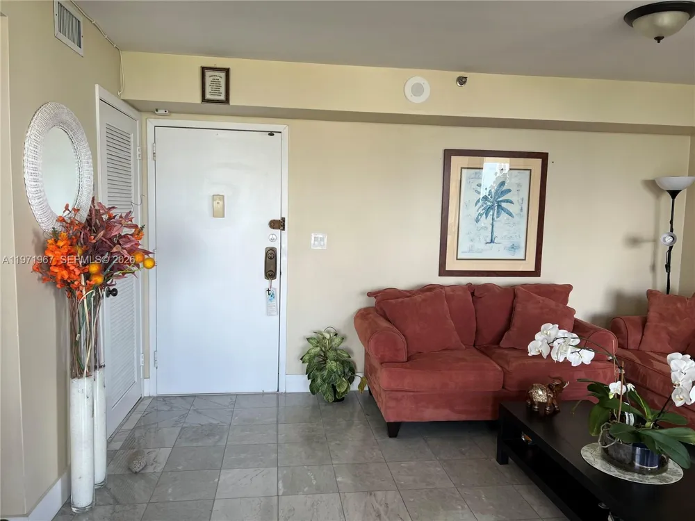 17600 Bay Rd #N902 Sunny Isles Beach, FL 33160