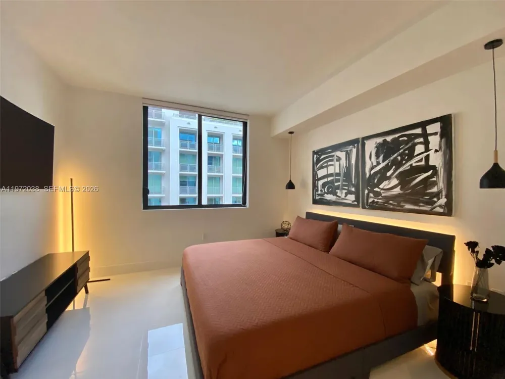 301 Altara Ave #701 Coral Gables, FL 33146