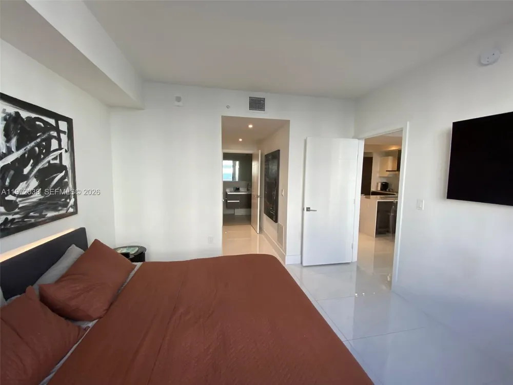301 Altara Ave #701 Coral Gables, FL 33146