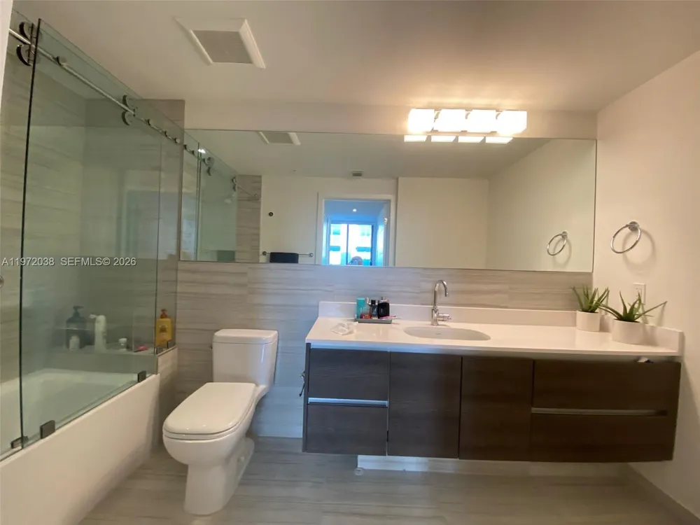 301 Altara Ave #701 Coral Gables, FL 33146
