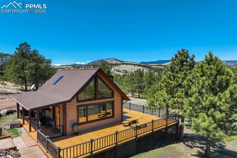 1726 County Road 104 Guffey, CO 80820