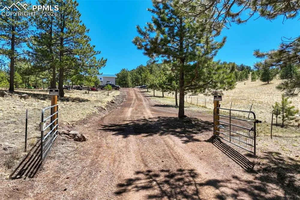 1726 County Road 104 Guffey, CO 80820