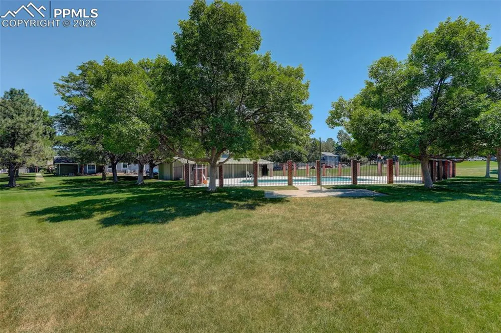 1204 S Uvalda Street Aurora, CO 80012