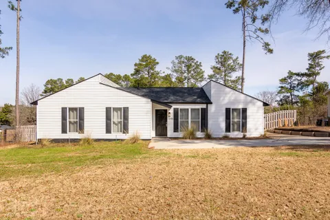 2115 Oakleaf Way