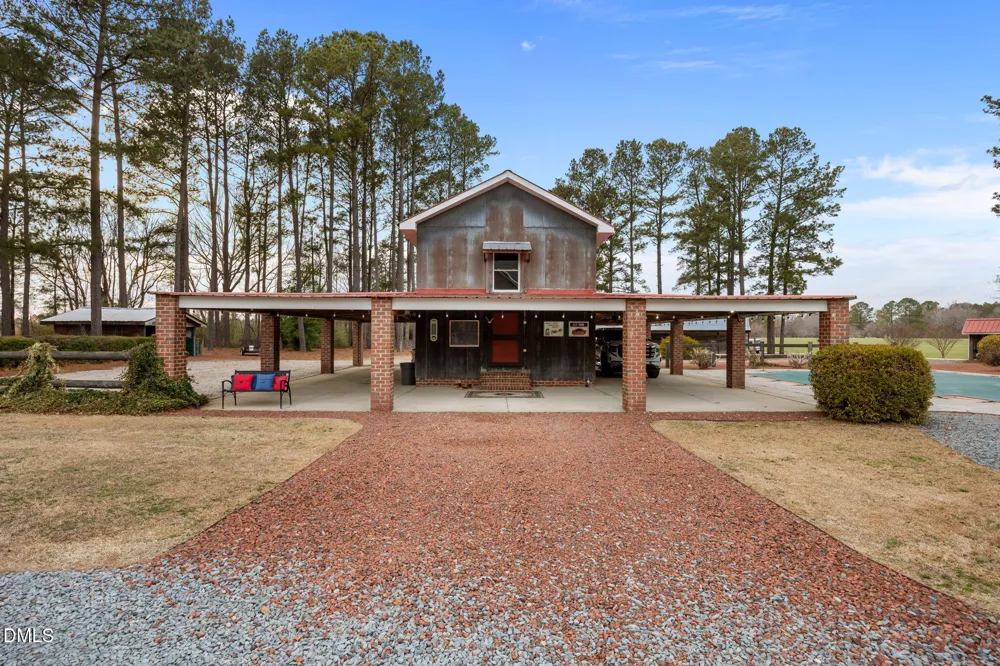 613 Will Lucas Road Linden, NC 28356
